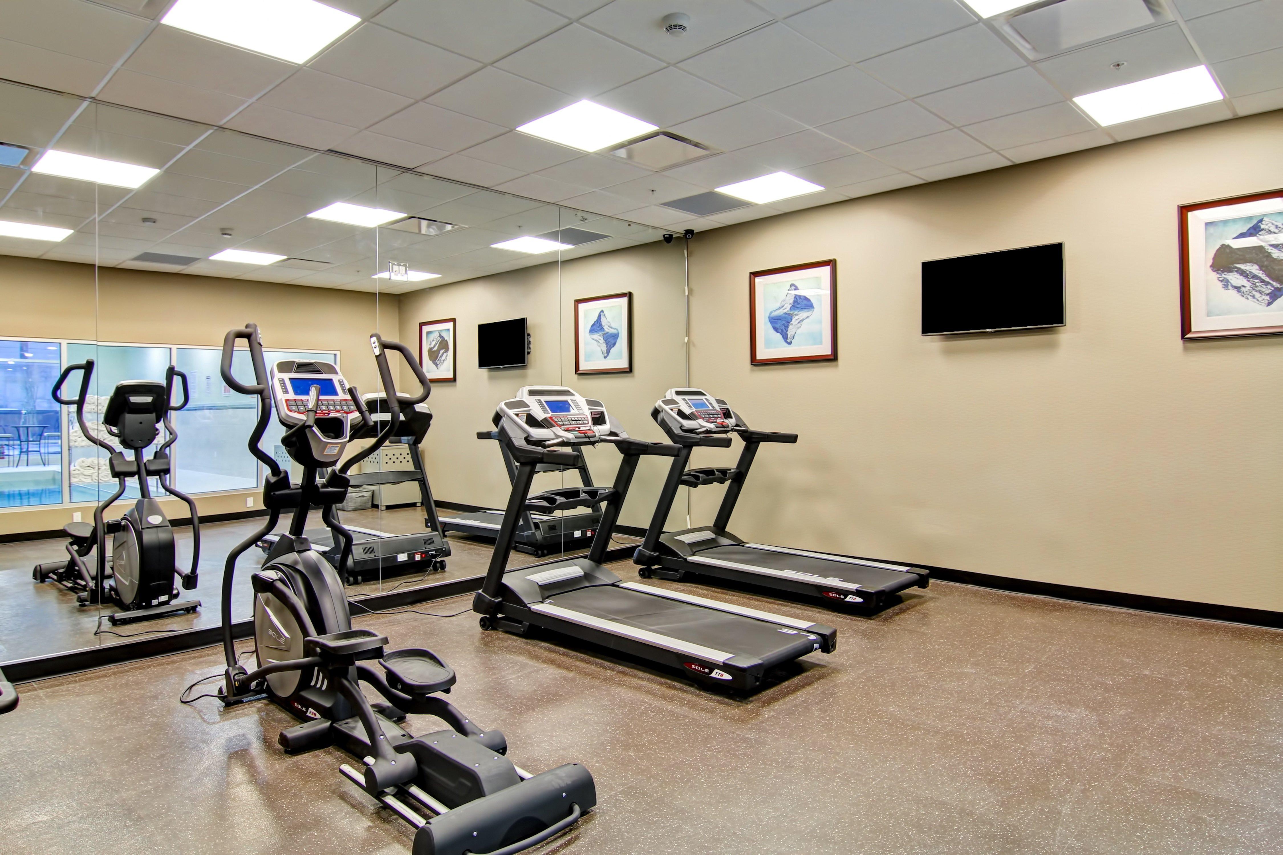 Holiday Inn Express & Suites Oshawa Downtown - Toronto Area By Ihg Exterior foto